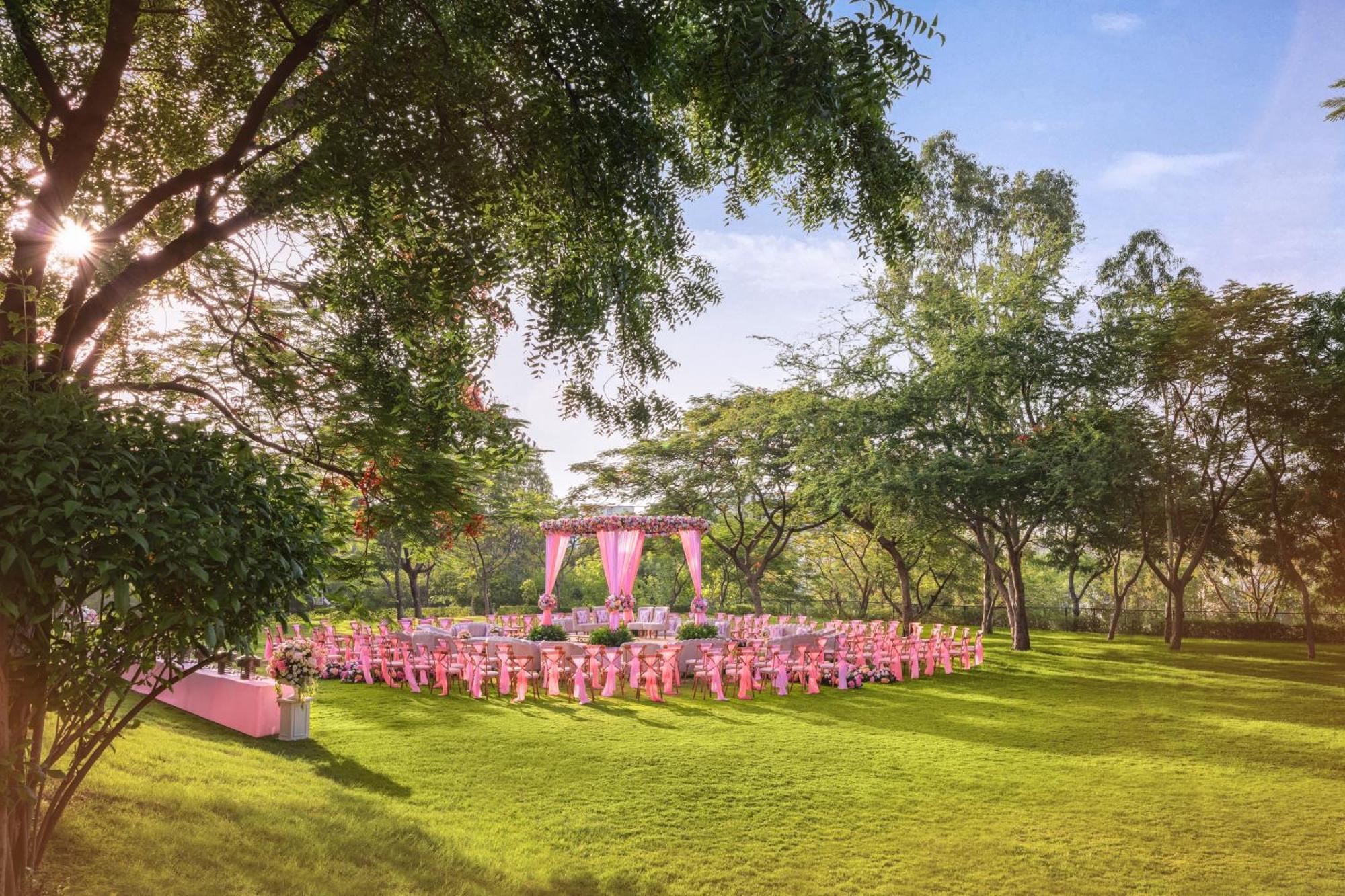 Essentia Luxury Resort & Spa Udaipur Esterno foto