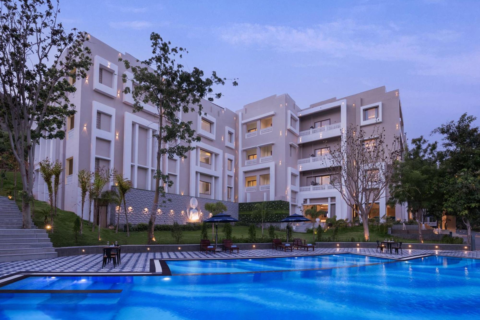 Essentia Luxury Resort & Spa Udaipur Esterno foto