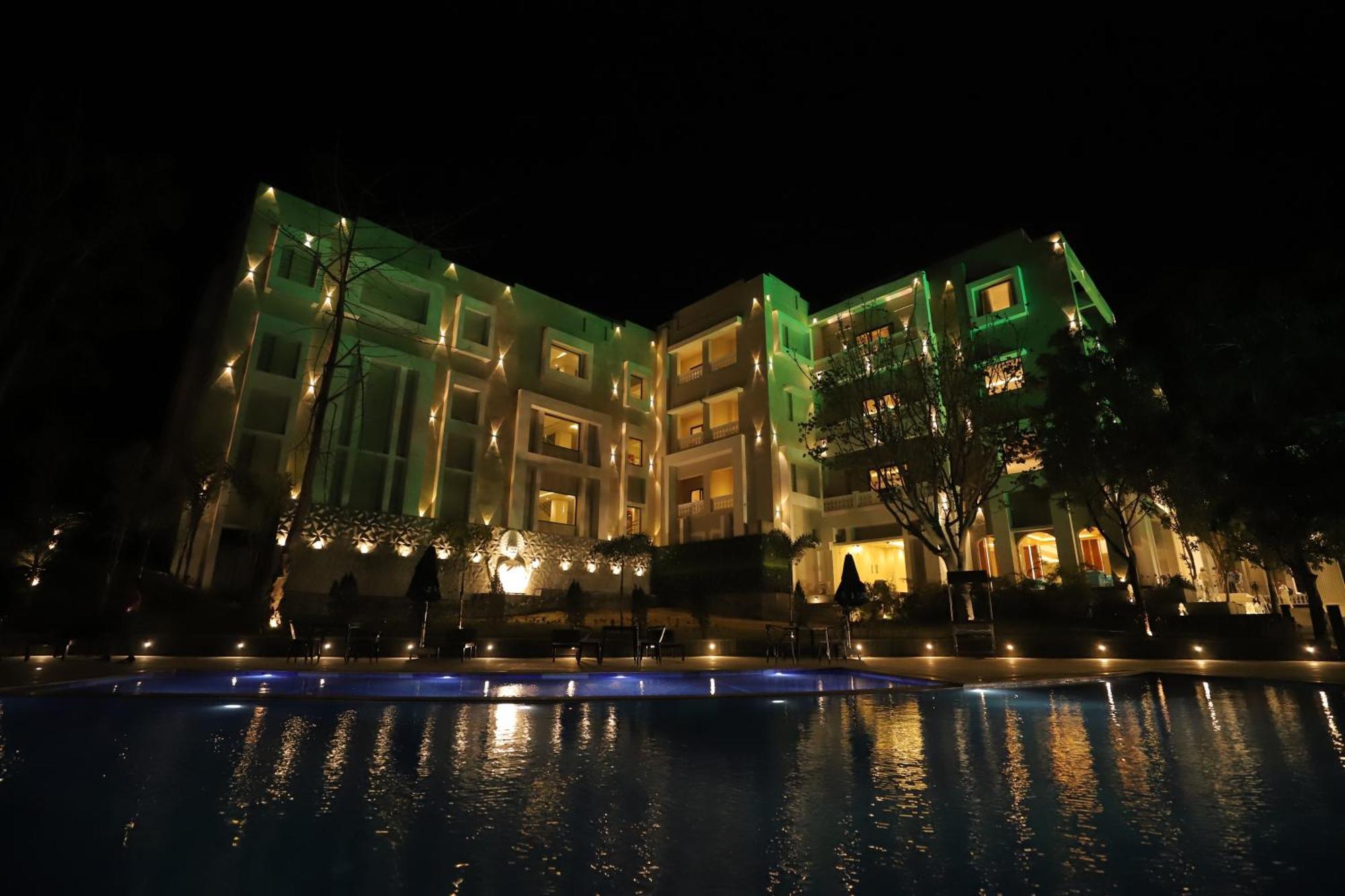 Essentia Luxury Resort & Spa Udaipur Esterno foto
