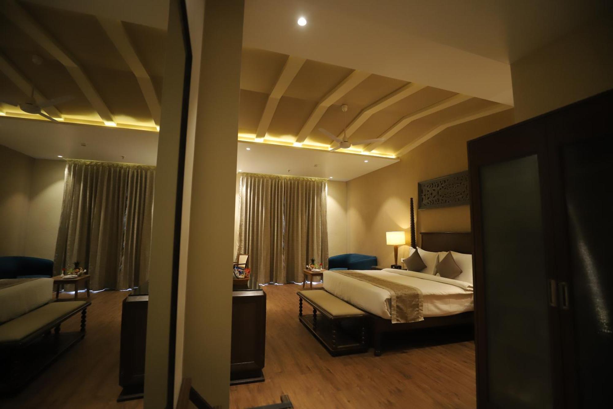 Essentia Luxury Resort & Spa Udaipur Esterno foto